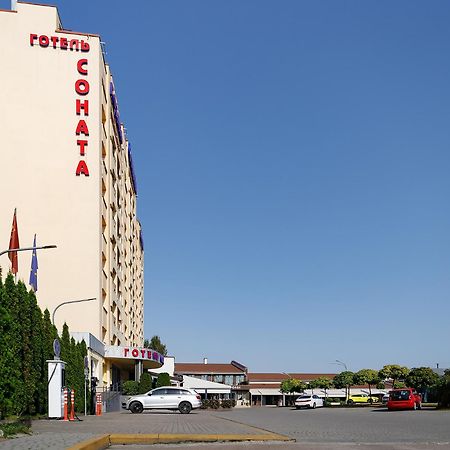 Sonata Hotel & Restaurant "Готель Соната" Lviv Exteriör bild